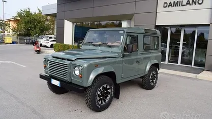 Usata Land Rover Defender 122 CV (89 kW) 2014 Station wagon