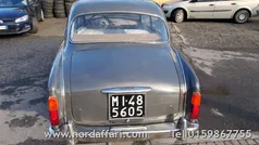 Grigio Usata 1960 Lancia Appia Tre volumi | 4900 €