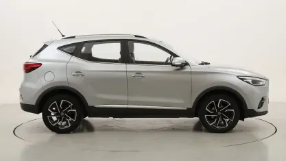 Usata MG ZS Luxury 111 CV (81 kW) 2022 Argentoargento SUV
