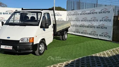 Usata Ford Transit 80 CV (58 kW) 1994 Berlina