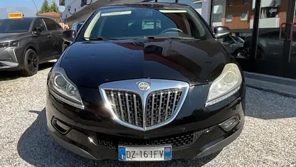 Usata Lancia Delta 120 CV (88 kW) 2009 Nero Utilitaria