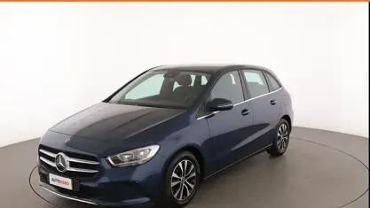 Usata Mercedes B180 Style 136 CV (100 kW) 2021 Blu Utilitaria