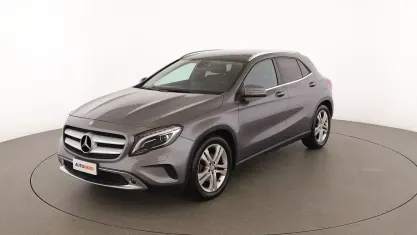 Usata Mercedes GLA200 136 CV (100 kW) 2015 Grigio SUV