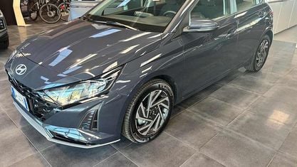 Usata Hyundai i20 101 CV (74 kW) 2024 Grigio Utilitaria