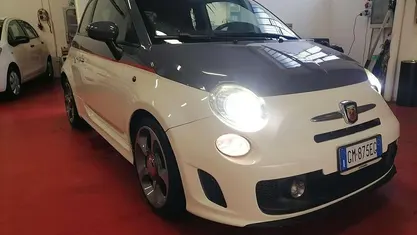 Bianco Usata 2011 Abarth 500C Cabrio | 11.500 € (Buon prezzo)