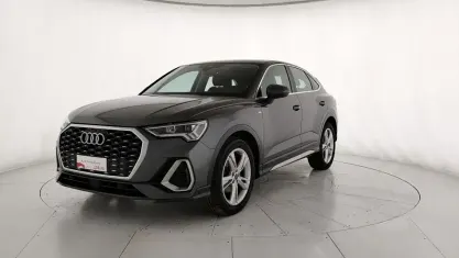Usata Audi Q3 Sportback S-Line 150 CV (110 kW) 2023 Grigio SUV