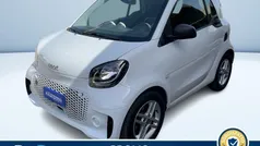 Bianco pastello Usata 2020 Smart ForTwo Electric Drive Pure Tre volumi | 12.990 € (Buon prezzo)