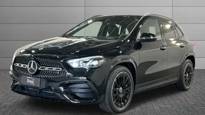 Nuova Mercedes GLA200 150 CV (110 kW) 2026 Argento hightech SUV