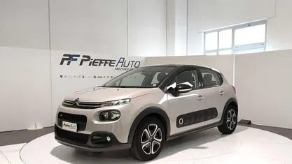 Grigio Usata 2017 Citroën C3 PureTech Due volumi | 8900 € (Buon prezzo)