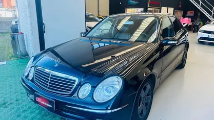 Usata Mercedes E270 Avantgarde 177 CV (130 kW) 2003 Berlina