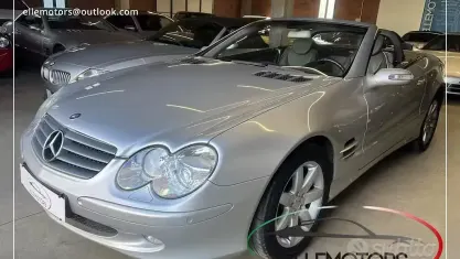 Usata Mercedes SL350 245 CV (180 kW) 2004 Argento Cabrio