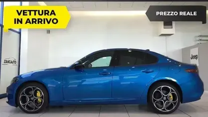 Usata Alfa Romeo Giulia Sprint 280 CV (205 kW) 2024 Blu Berlina