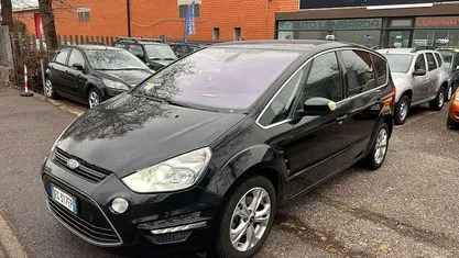 Usata Ford S-MAX Titanium 140 CV (102 kW) 2011 Nero Monovolume