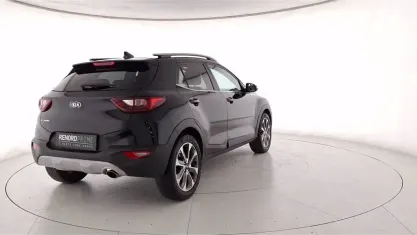 Usata Kia Stonic 97 CV (71 kW) 2020 Nero SUV