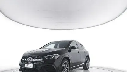 Usata Mercedes GLA200 AMG Line Premium 150 CV (110 kW) 2023 Nero SUV