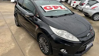 Usata Ford Fiesta Titanium 97 CV (71 kW) 2009 Nero Utilitaria