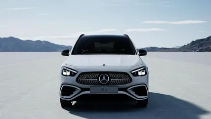 Bianco Nuova 2025 Mercedes GLA180 SUV | 44.600 € (Buon prezzo)