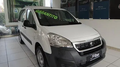 Usata Peugeot Partner 75 CV (55 kW) 2018 Monovolume