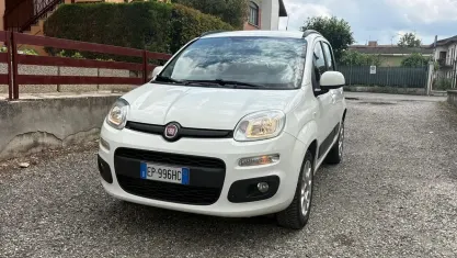 Usata Fiat Panda Lounge 85 CV (62 kW) 2013 Bianco Utilitaria