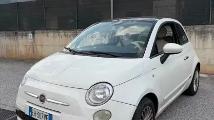 Usata Fiat 500 Lounge 75 CV (55 kW) 2011 Bianco Berlina