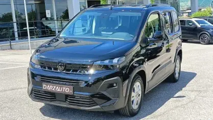 Nuova Peugeot Rifter Allure 102 CV (75 kW) 2025 Nero perla metallizzato Monovolume