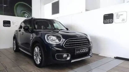 Usata Mini One Countryman Hype 102 CV (75 kW) 2019 Blu SUV