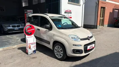 Usata Fiat Panda Easy 80 CV (58 kW) 2014 Beige Utilitaria