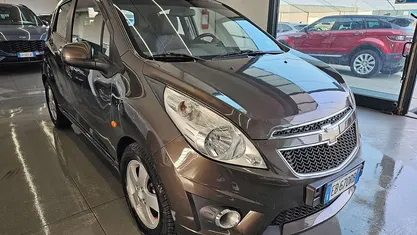 Usata Chevrolet Spark LT 82 CV (60 kW) 2010 Marrone Utilitaria