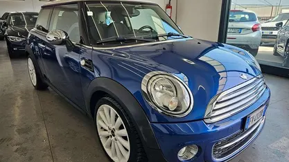 Usata Mini Cooper D Hype 111 CV (81 kW) 2012 Utilitaria