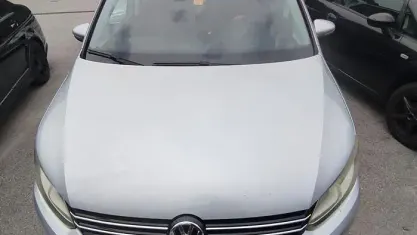 Usata VW Touran 105 CV (77 kW) 2011 Grigio Monovolume