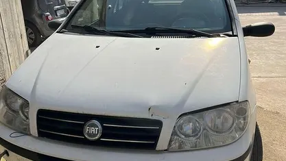 Usata Fiat Punto 60 CV (44 kW) 2006 Bianco Utilitaria