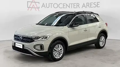 Usado VW T-Roc Life 110 CV (80 kW) 2024 Marrón SUV