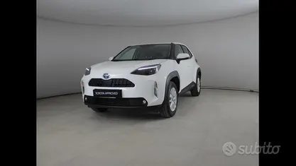 Usata Toyota Yaris Cross Active 116 CV (85 kW) 2022 Bianco SUV