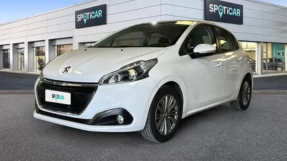 Usata Peugeot 208 Active 82 CV (60 kW) 2016 Bianco Utilitaria