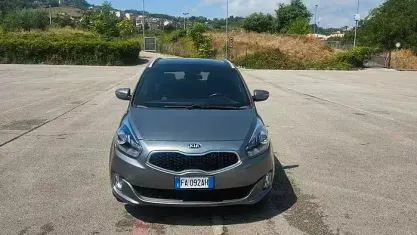 Usata Kia Carens 115 CV (84 kW) 2015 Grigio Monovolume