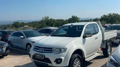 Usata Mitsubishi L200 Intense+ 178 CV (130 kW) 2014 Bianco(met.) Pick-up