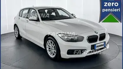 Usata BMW 116 Advantage 109 CV (80 kW) 2018 Bianco Utilitaria