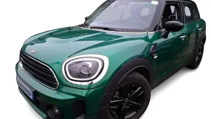 Begagnad Mini Cooper Countryman Premium Plus 136 HK (100 kW) 2022 Grön SUV