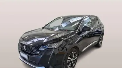 Usata Peugeot 3008 Allure 131 CV (96 kW) 2023 Nero metallizzato SUV