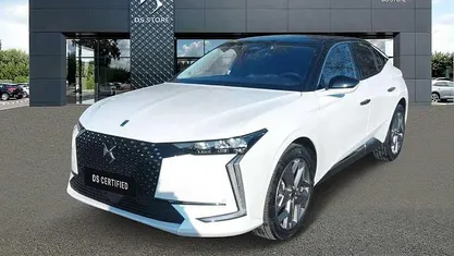 Bianco Nuova 2025 DS Automobiles DS4 Tre volumi | 29.400 € (Ottimo prezzo)