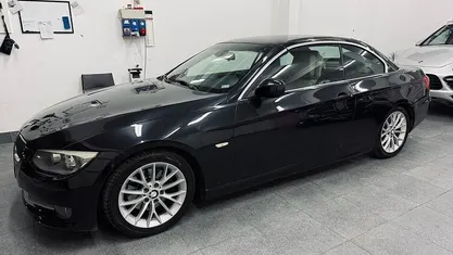 Usata BMW 320 Cabriolet 184 CV (135 kW) 2010 Cabrio