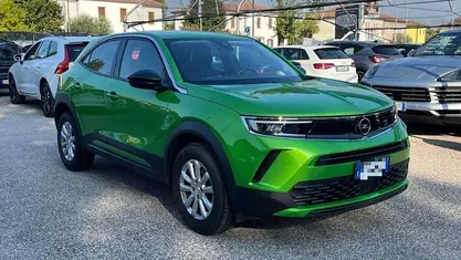 Verde metallizzato Usata 2022 Opel Mokka Edition SUV | 10.900 € (Super prezzo)