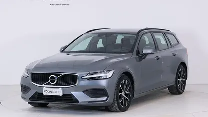 Grigio Usata 2021 Volvo V60 Business Edition Station wagon | 20.900 € (Super prezzo)