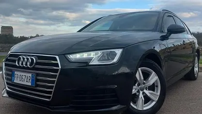 Usata Audi A4 150 CV (110 kW) 2018 Nero Station wagon