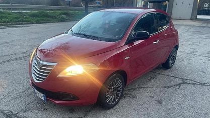Usata Lancia Ypsilon S 95 CV (69 kW) 2012 Utilitaria