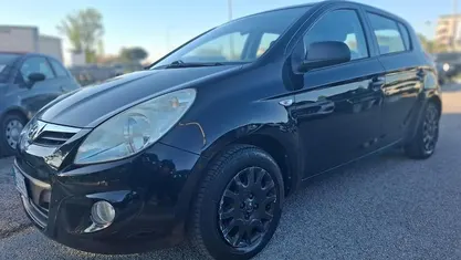 Usata Hyundai i20 Classic 86 CV (63 kW) 2011 Nero Utilitaria