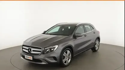 Usata Mercedes GLA200 136 CV (100 kW) 2016 Grigio SUV