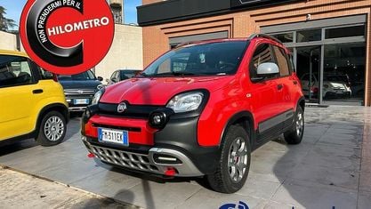 Usata Fiat Panda 4x4 S 80 CV (58 kW) 2017 Rosso Utilitaria