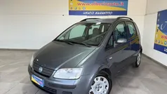Grigio scuro Usata 2006 Fiat Idea Monovolume | 1990 € (Ottimo prezzo)