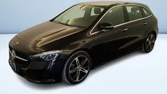 Nero metallizzato Usata 2023 Mercedes B180 Advanced Plus Monovolume | 31.900 € (Buon prezzo)